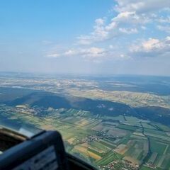 Flugwegposition um 16:56:58: Aufgenommen in der Nähe von Gemeinde Hohe Wand, Österreich in 1409 Meter